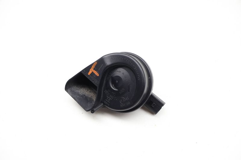 Horn (HIGH Tone / FREQUENCY) 8T0951223 — Used (SKU 724856)