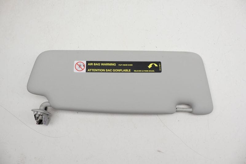Sun Visor / Mirror 8K0857551L — Used (SKU 724898)