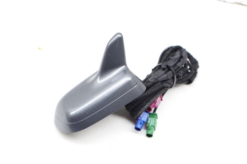 Roof Shark Fin Antenna 8K5035503C — Used (SKU 724777)