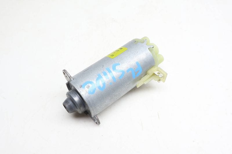 Slide / Longitudinal Seat Motor 8T0881183A — Used (SKU 689368)