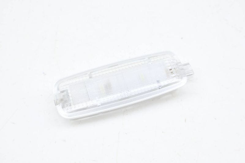 Interior Light 8J0947105 — Used (SKU 688946)