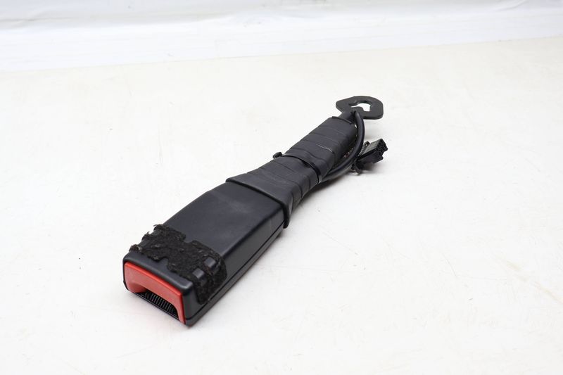 Seat Belt Buckle Receiver 8K0857756C — Used (SKU 689169)