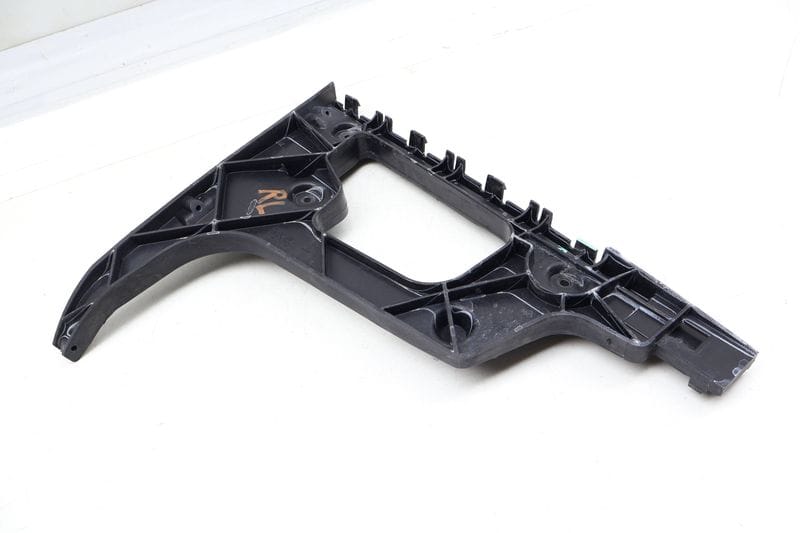 Bumper Guide / Bracket 8T0807453 — Used (SKU 689410)