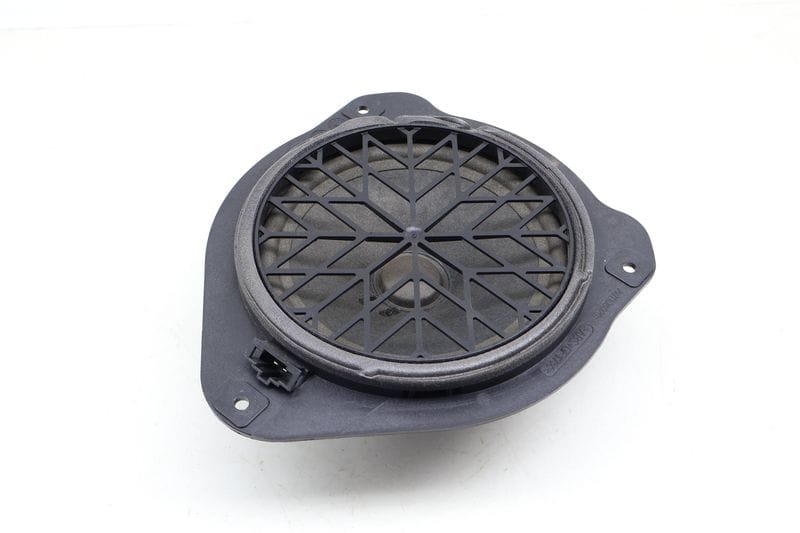 Speaker / Woofer 8T0035411 — Used (SKU 689193)
