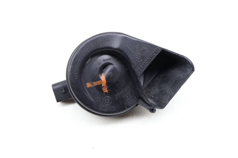Horn (LOW Tone / FREQUENCY) 8K0951221 — Used (SKU 689283)