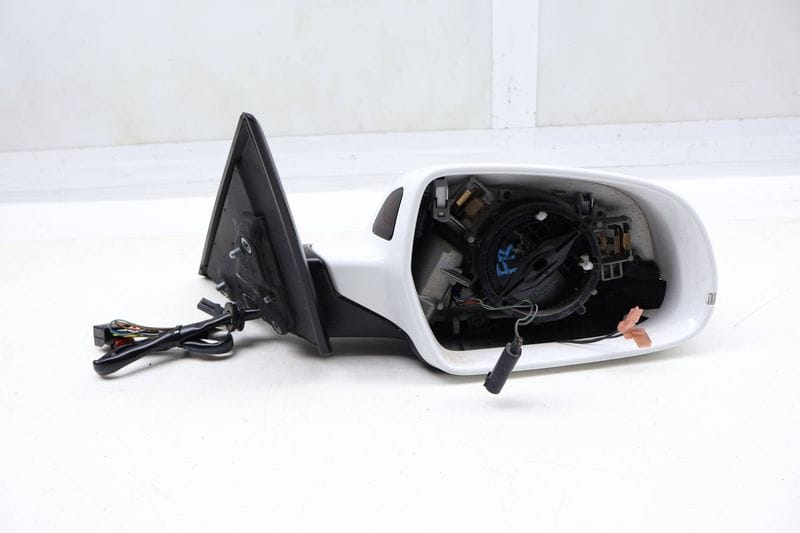 Side View Mirror w/ Memory 8F1857410AL — Used (SKU 689232)