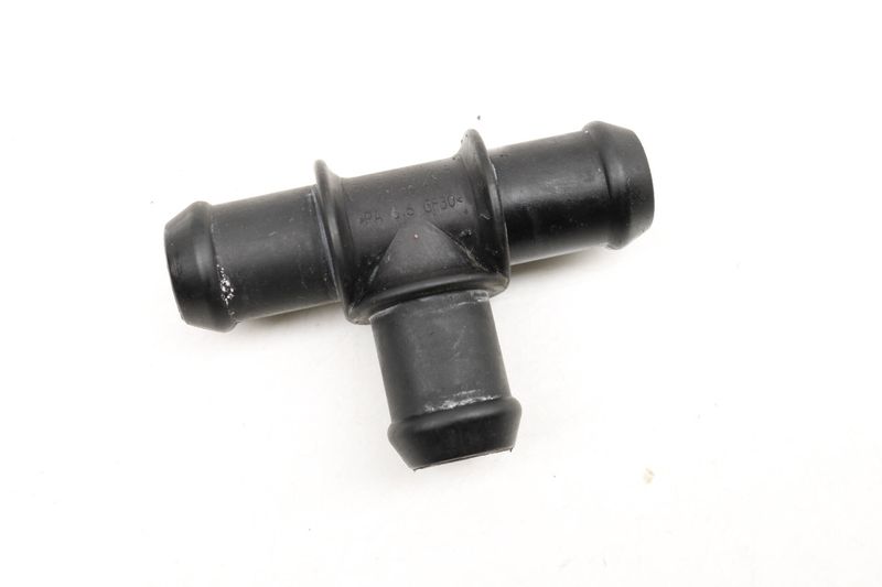 Coolant T-Piece Adapter N90760601 — Used (SKU 362936)