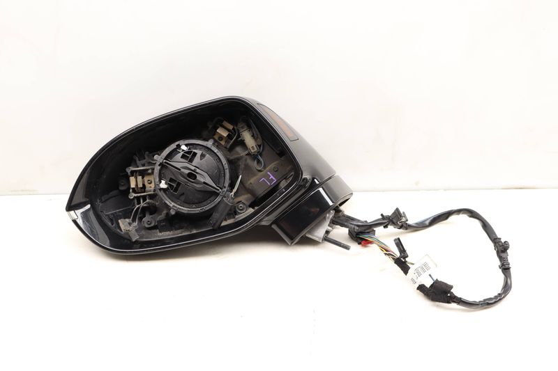 Side View Mirror w/ Memory 4G8858531AM — Used (SKU 511874)