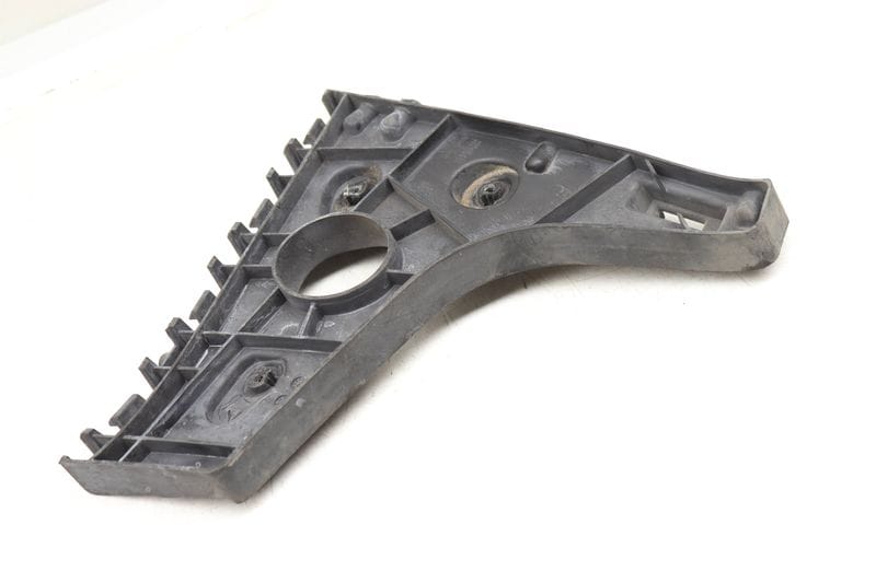 Outer Bumper Bracket / Guide 4G8807454 — Used (SKU 549057)