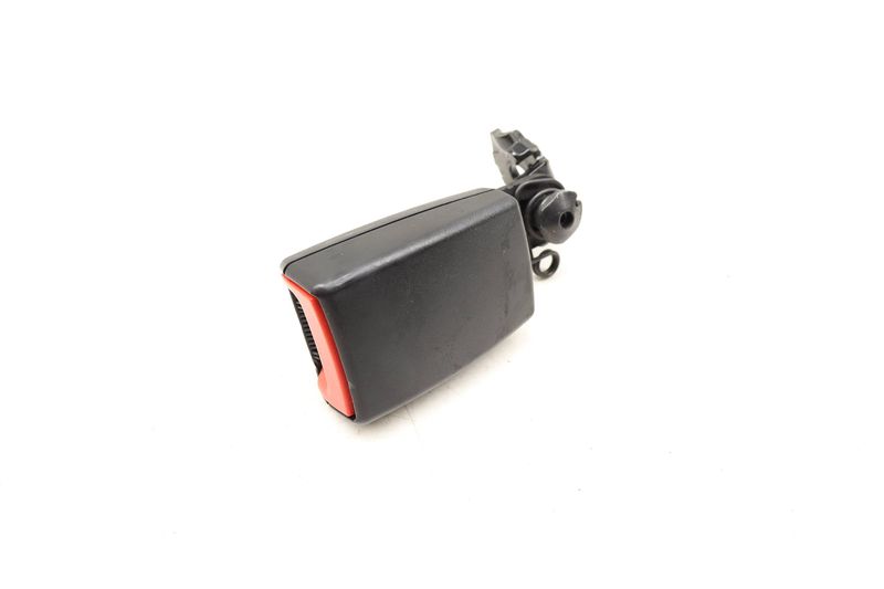 Seatbelt / Seat Belt Buckle Receiver 4G8857739 — Used (SKU 511868)