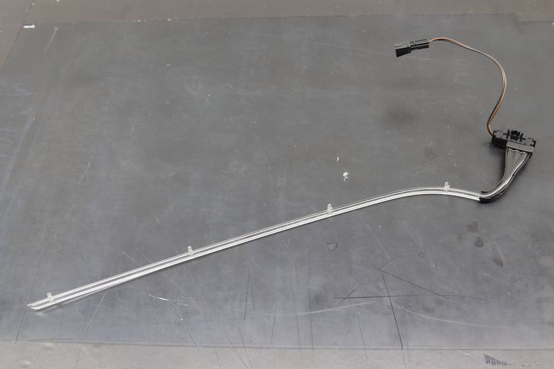Center Console Light Bar 4G0947094 — Used (SKU 548856)