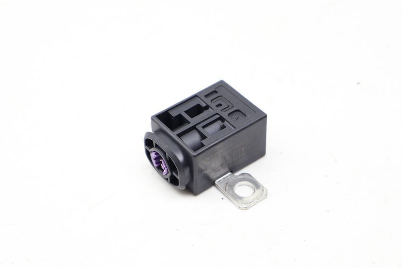 Battery Overload Protection Switch / Fuse 4F0915519 — Used (SKU 722593)