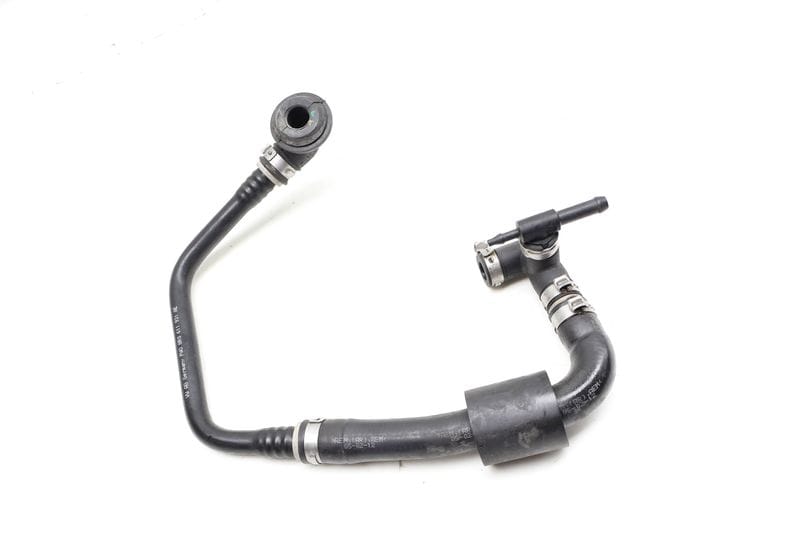 Brake Booster Vacuum Hose / Line 8R0611931AE — Used (SKU 723063)