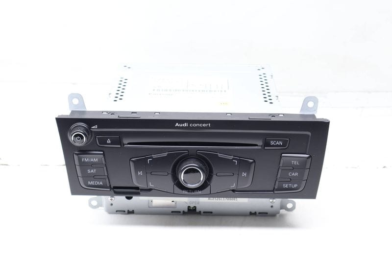 Concert Stereo Radio / CD Unit 8T1035186R — Used (SKU 722658)