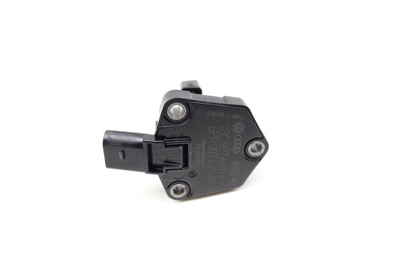 Engine Oil Level Sensor 03C907660H — Used (SKU 722789)
