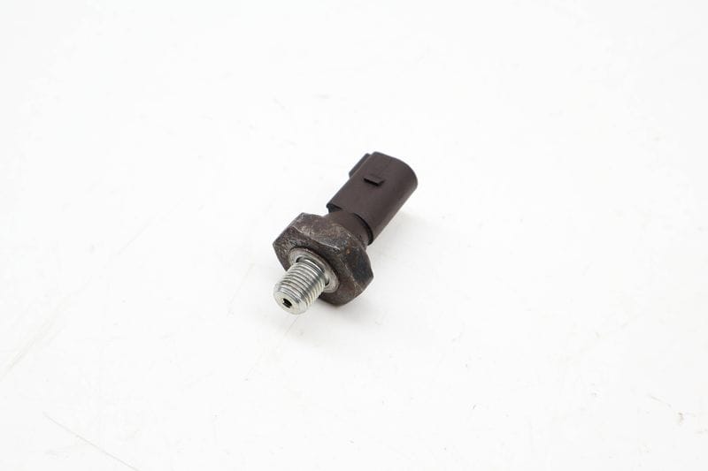 Engine Oil Pressure Sensor / Switch 038919081H — Used (SKU 722965)