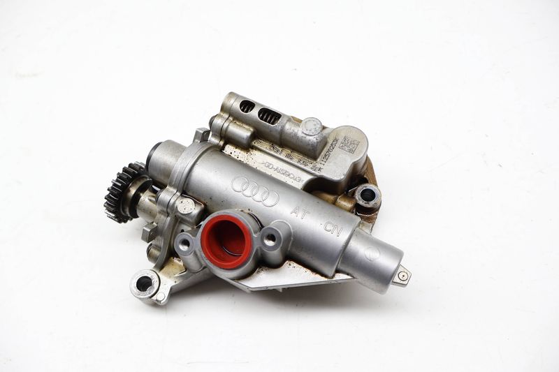 Engine Oil Pump 06H115105DF — Used (SKU 723077)