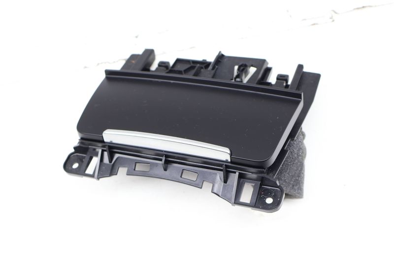 Ashtray / Cigarette Lighter 8K0857951 — Used (SKU 722642)