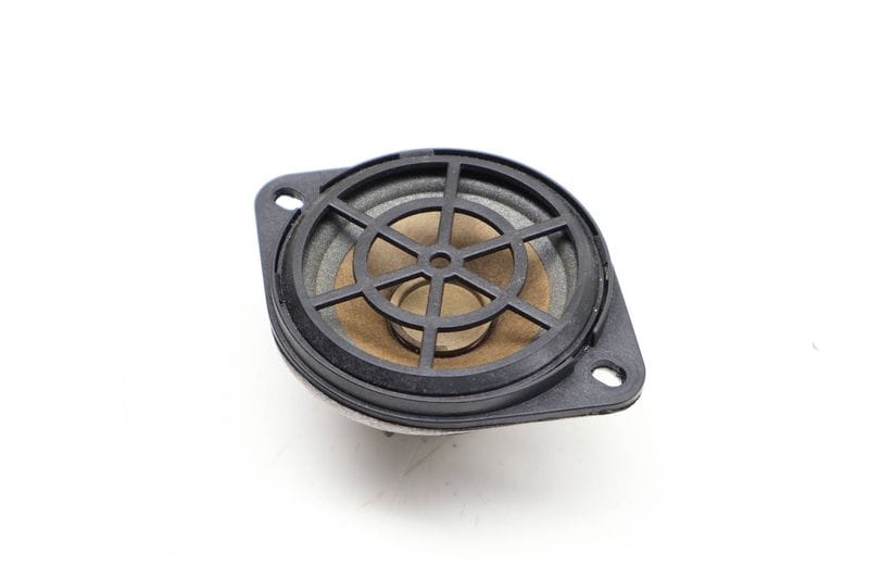Center Dash Speaker 8R0035397 — Used (SKU 722666)