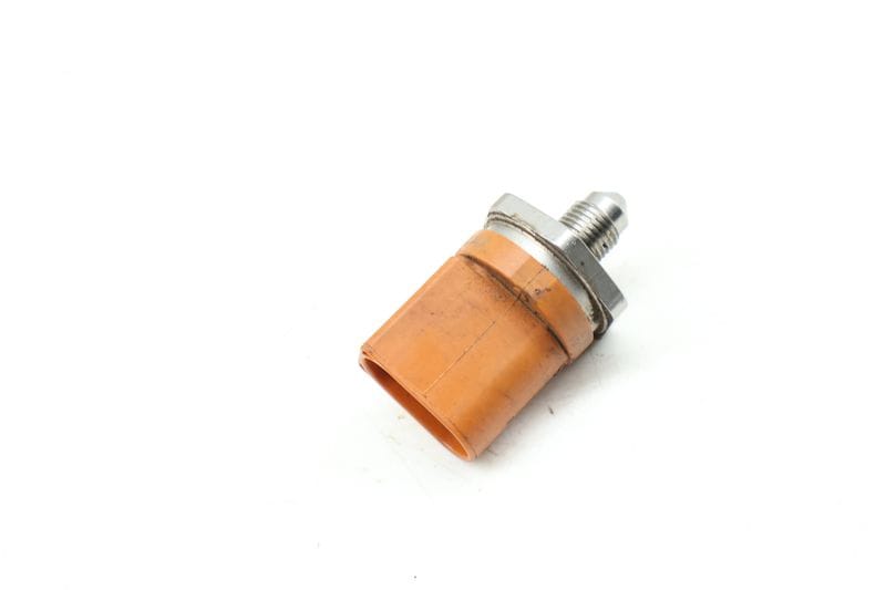 Fuel Pressure Sensor 06J906051D — Used (SKU 658550)