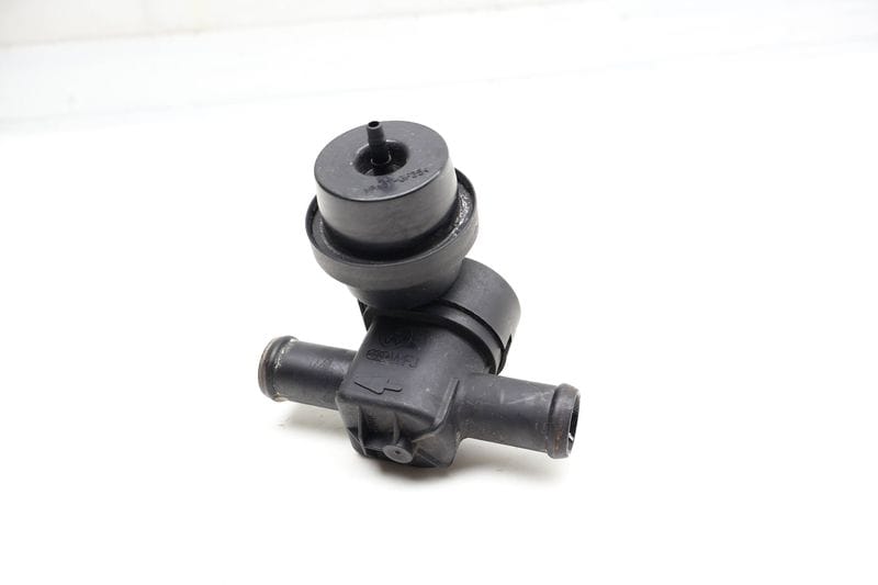 Heater Bypass Valve 1J0819809 — Used (SKU 722782)