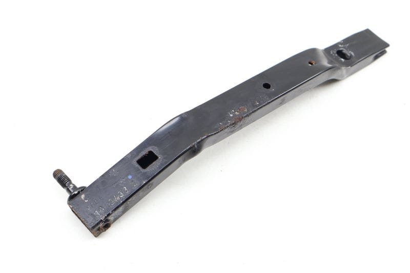 Core Support Mount / Bracket 8R0805527A — Used (SKU 637621)