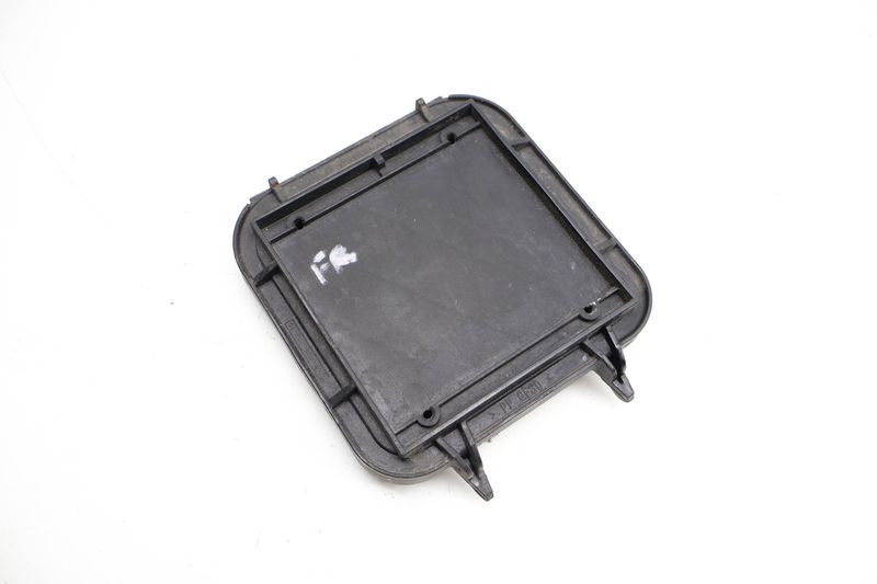 Inner Headlight Cap / Cover 8R0941159 — Used (SKU 722949)