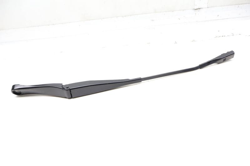Windshield Wiper Arm 8R1955407B — Used (SKU 722837)