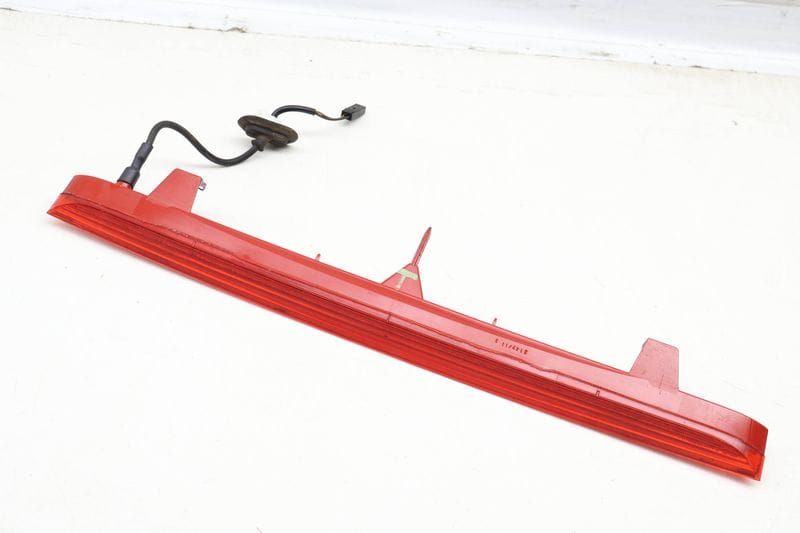 Center / Third Brake Light 8R0945097 — Used (SKU 637540)