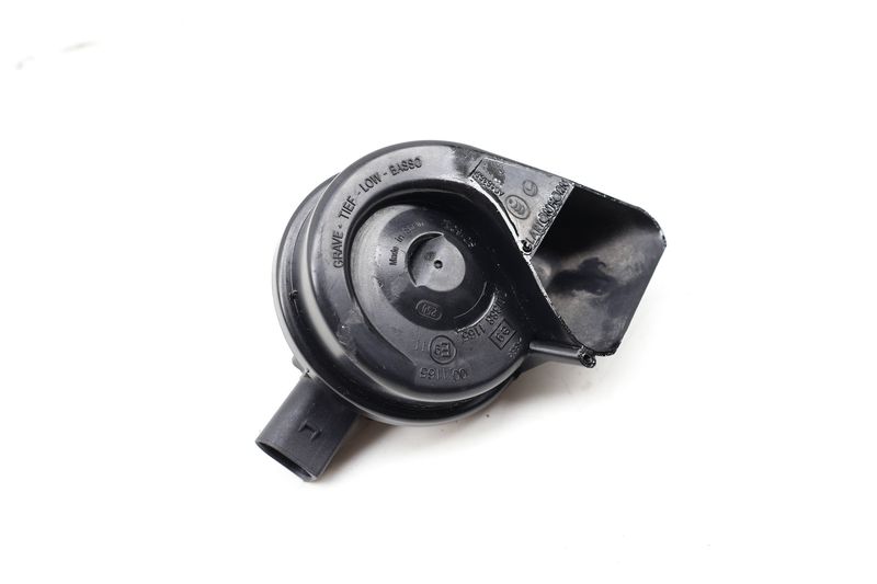 Horn (LOW Tone / FREQUENCY) 8T0951221 — Used (SKU 722795)