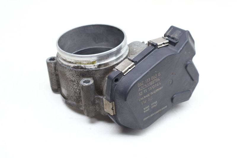 Throttle Body 06E133062G — Used (SKU 637645)