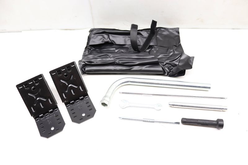 Tool Kit w/ Wheel Chock Set 8R0012115 — Used (SKU 465459)