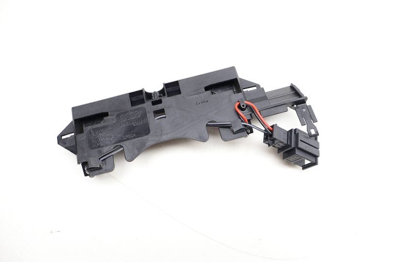 Trunk Hatch / Luggage Compartment Light Switch 4L0959121 — Used (SKU 722717)