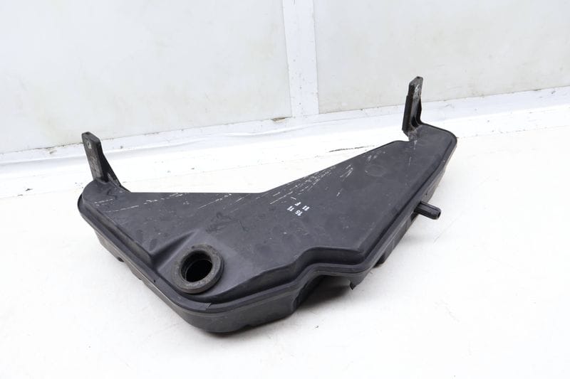 Windshield Washer Reservoir / Tank 8R0955453C — Used (SKU 658622)