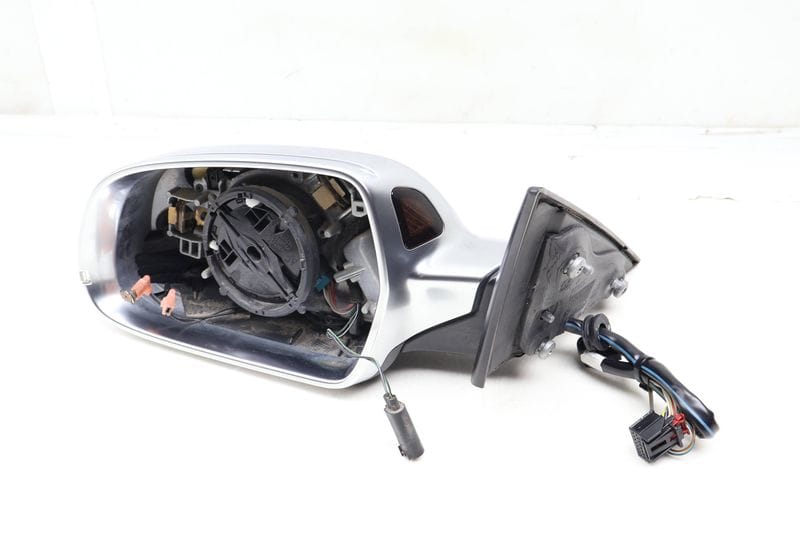 Side View Door Mirror w/ Memory 8T1857409AK — Used (SKU 643114)