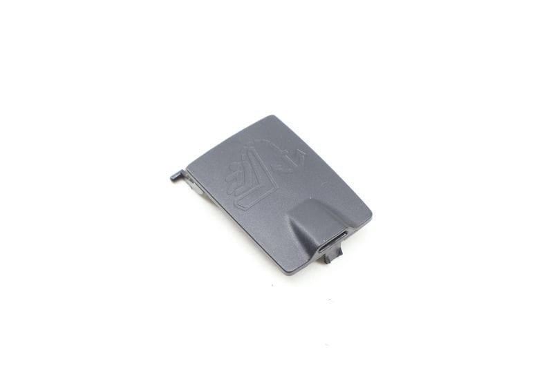 Child Resistant / Safety Hook Cover / Cap 8T0887301 — Used (SKU 643143)