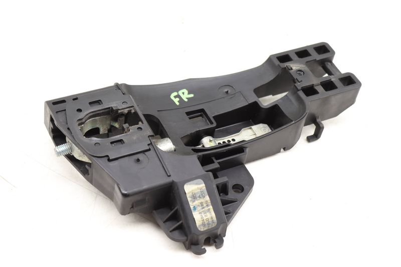 Exterior Door Handle Bracket 8J0837886A — Used (SKU 508093)