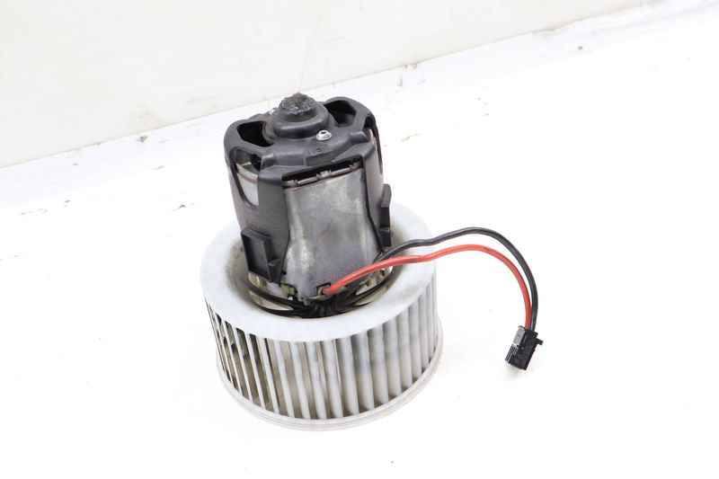 Blower Motor / Fan 64119242607 — Used (SKU 658314)
