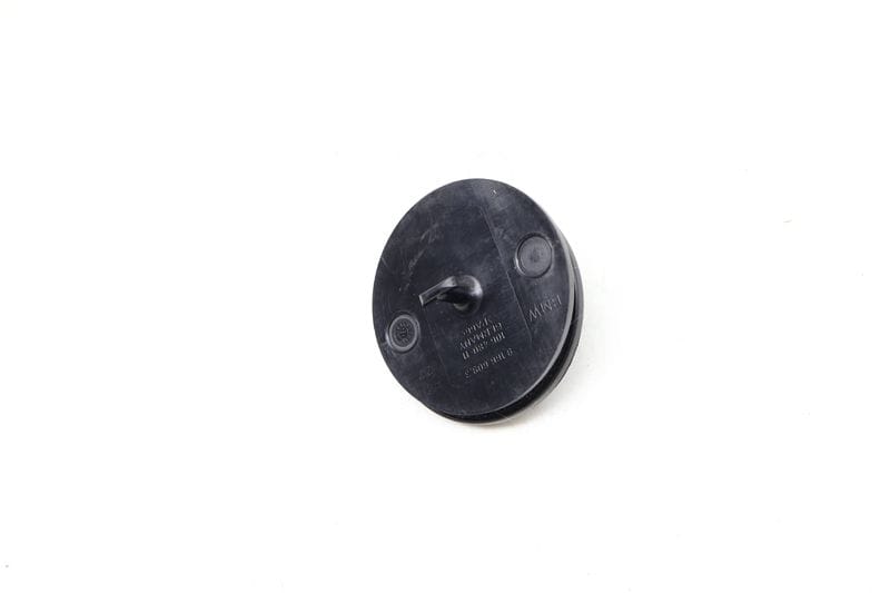 Carpet Floor Mat Fastener / Mount Set (2) 07149166609 — Used (SKU 658243)