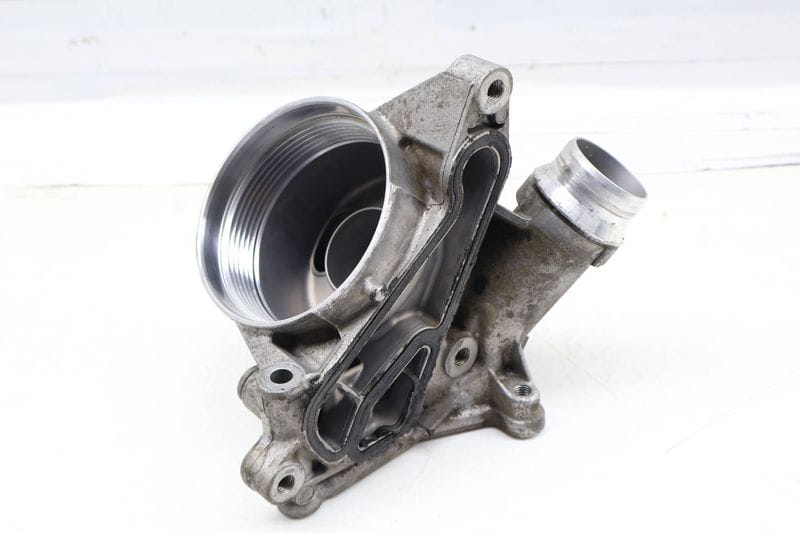 Engine Oil Filter Housing 11428683206 — Used (SKU 687382)