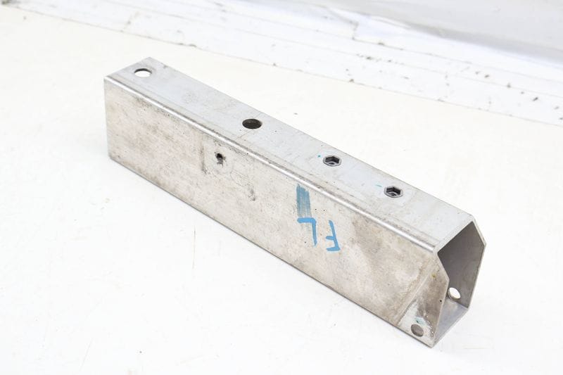 Bumper Crash Bar Bracket 51117158873 — Used (SKU 687405)