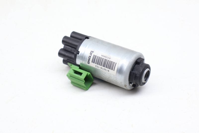 Slide Seat Motor 52107242070 — Used (SKU 687372)