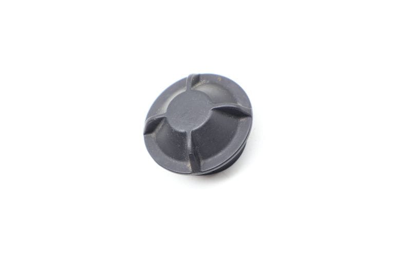 Strut Dust Cover / Cap 31316775700 — Used (SKU 687196)