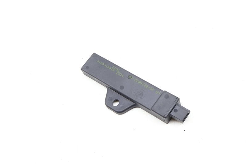 Keyless Entry Antenna 65209220832 — Used (SKU 658260)