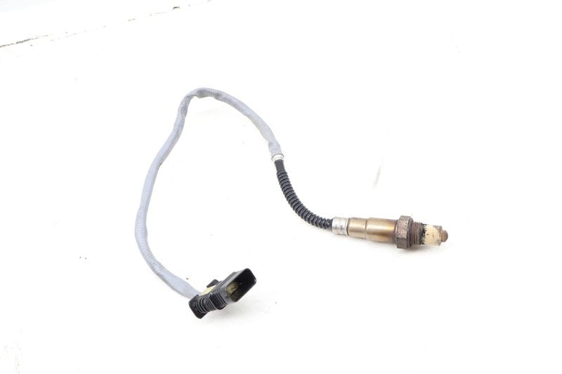 O2 / Oxygen Sensor 11787589122 — Used (SKU 658401)