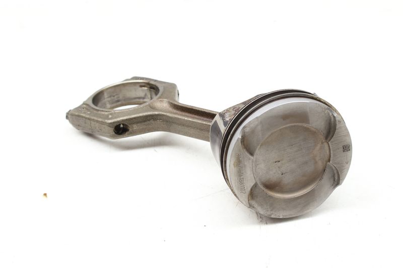 Piston / Connecting Rod 11258606459 — Used (SKU 658364)