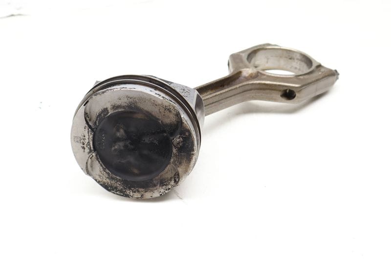 Piston / Connecting Rod 11258606459 — Used (SKU 687392)