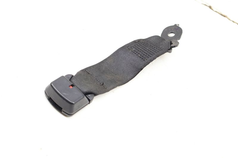 Seat Buckle / Receiver 72117244836 — Used (SKU 687324)