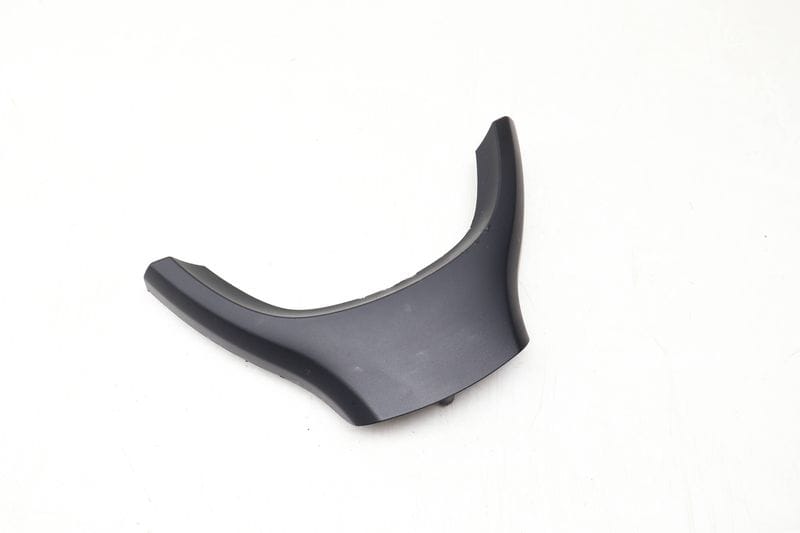 Steering Wheel Trim / Cover (LOWER) 6102354 — Used (SKU 658176)