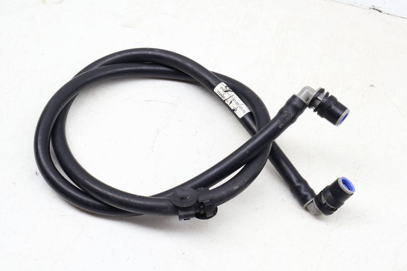 Windshield Washer Fluid Hose / Line 61667178747 — Used (SKU 687531)